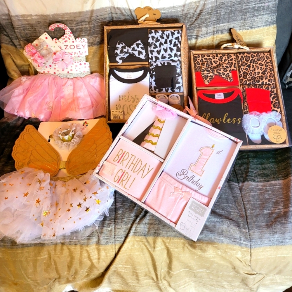 Infant girl sets